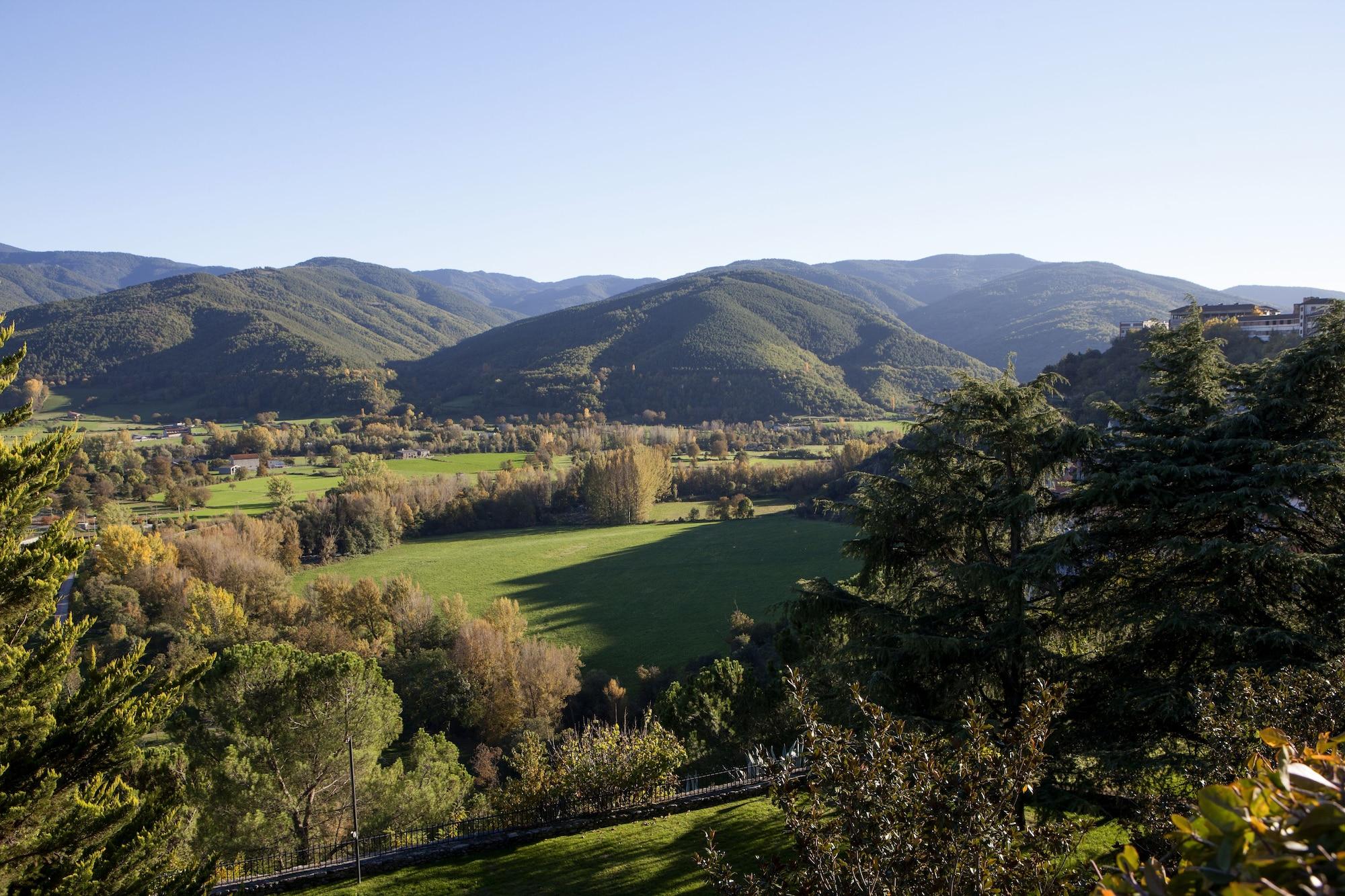 El Castell De Ciutat - Relais & Chateaux La Seu d'Urgell Exteriör bild