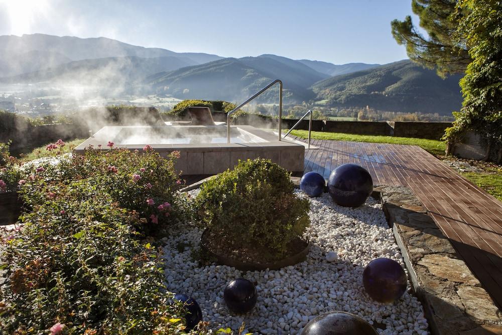 El Castell De Ciutat - Relais & Chateaux La Seu d'Urgell Exteriör bild