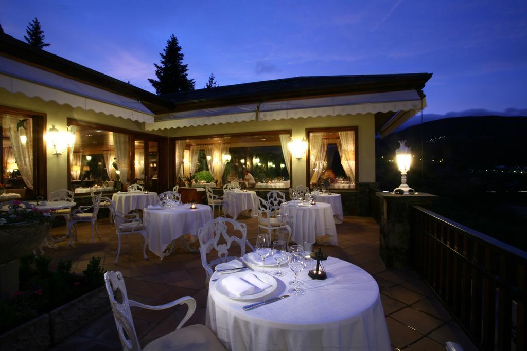 El Castell De Ciutat - Relais & Chateaux La Seu d'Urgell Exteriör bild