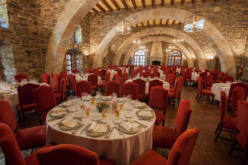 El Castell De Ciutat - Relais & Chateaux La Seu d'Urgell Exteriör bild
